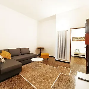  Appartamento Ravecca Corner Centro Citta'